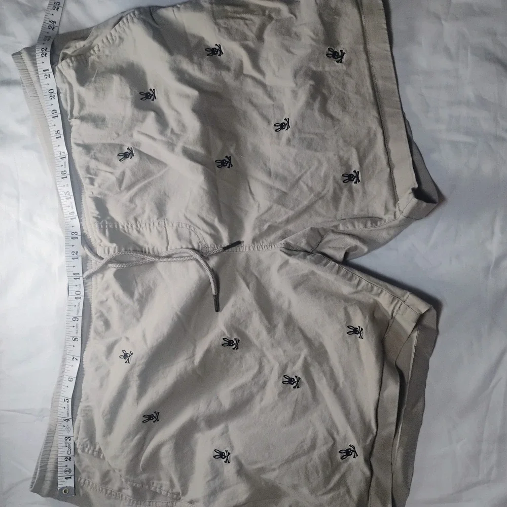 Psycho Bunny Men's Isles Embro Stretch Waist Chino Shorts Sandstone Sz XXL (3XL)